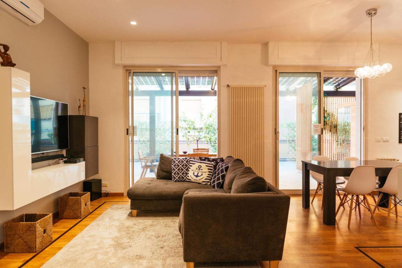 Luxury Penthouse With Sea View - City Center Pescara Exteriör bild