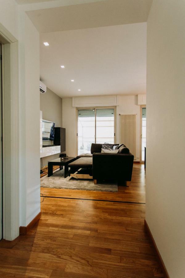 Luxury Penthouse With Sea View - City Center Pescara Exteriör bild